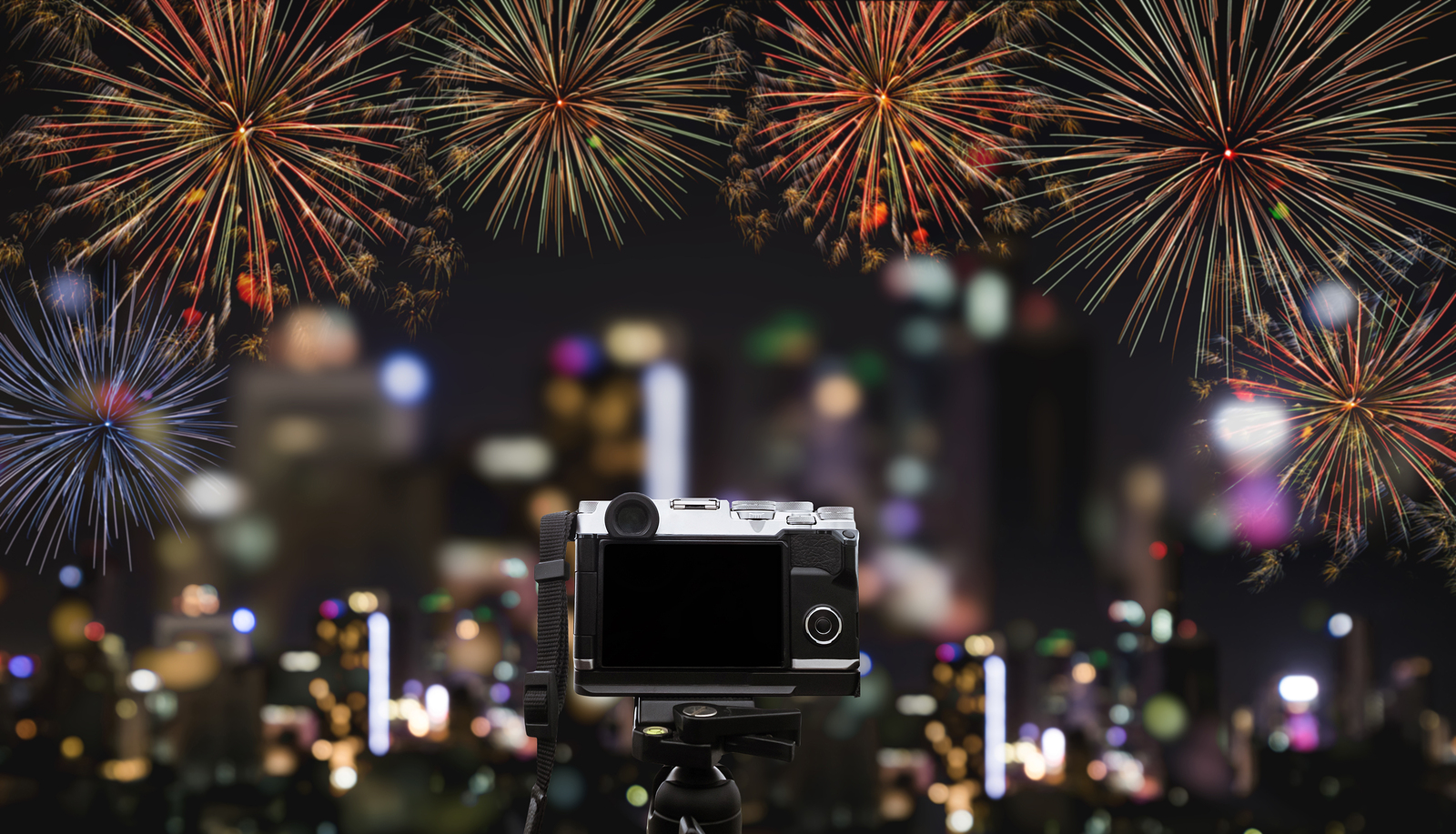 Gợi Ý Cho Bạn Mẹo Chụp Ảnh Pháo Hoa Giao Thừa Đẹp Mắt